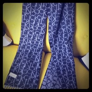 Fringe Calvin Klein scarf